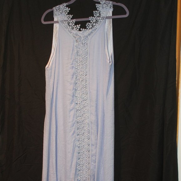 Pale Blue Maxi Dress with Beautiful Neckline - Picture 2 of 5